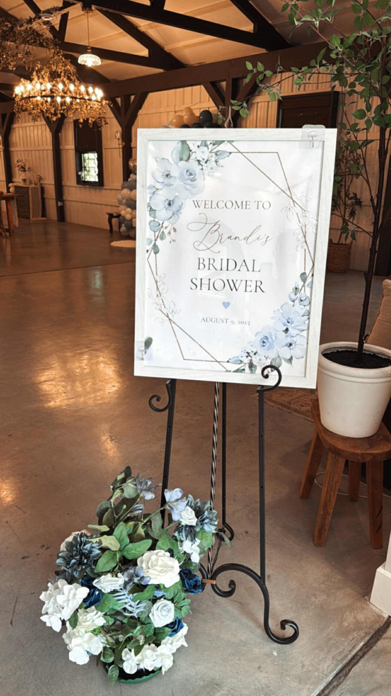Custom 18x24 Sign w/Easel & Flowers