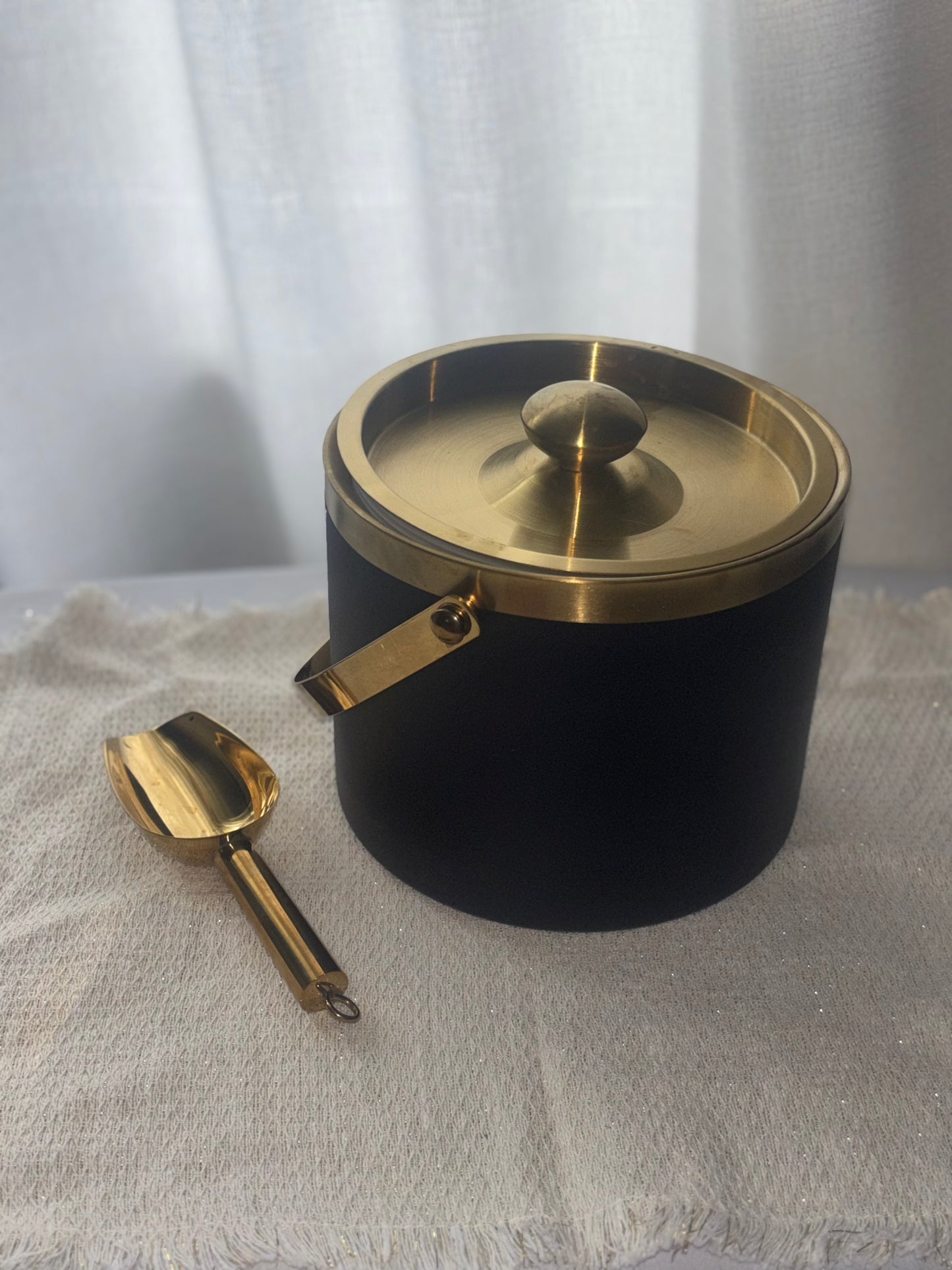 3 Liter Stainless Steel Double Wall Insulated Ice bucket with Lid & Scoop