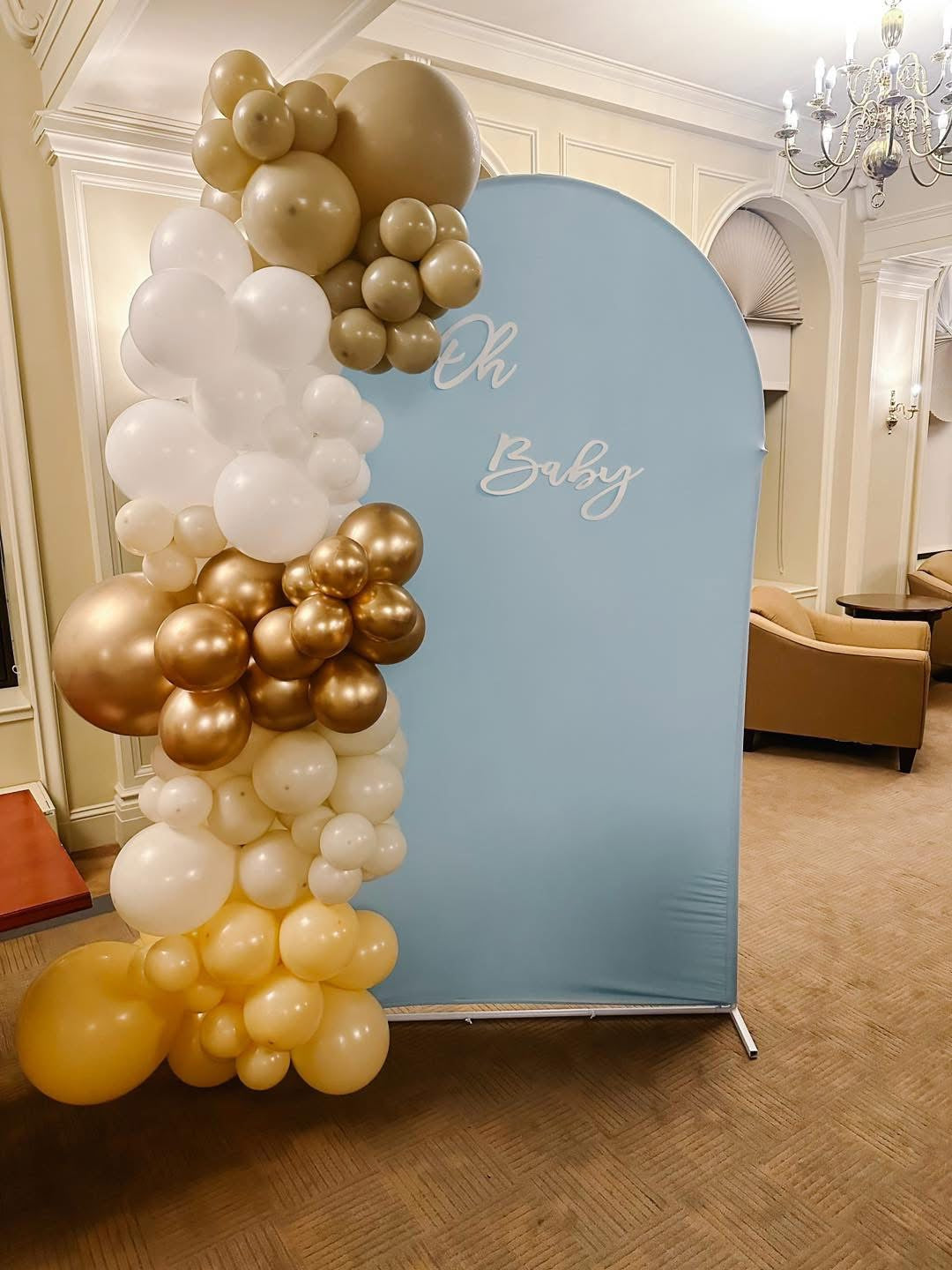 One arch with Cover & Balloons